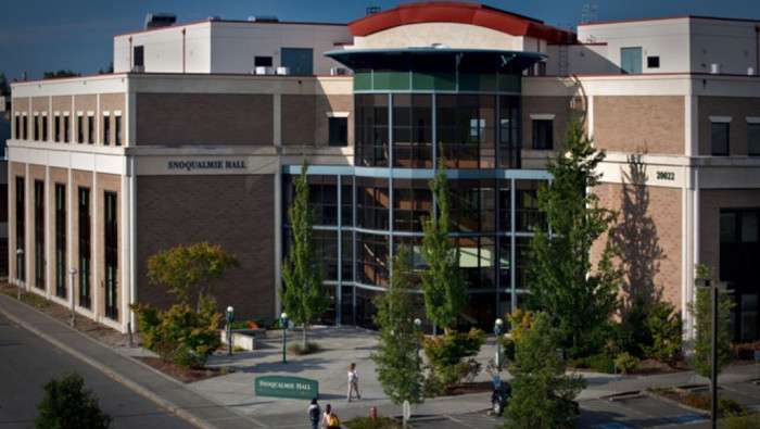 EDMONDS COMMUNITY COLLEGE